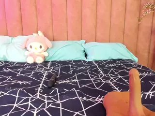 CarolineMoreno's Live Sex Cam Show