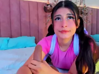 CarolineMoreno's Live Sex Cam Show