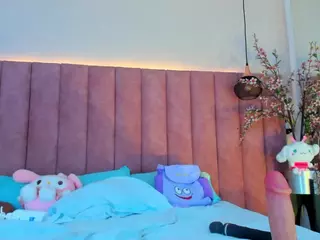CarolineMoreno's Live Sex Cam Show