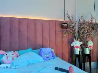 CarolineMoreno's Live Sex Cam Show