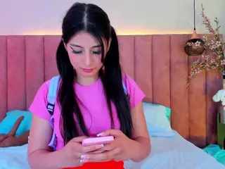 CarolineMoreno's Live Sex Cam Show