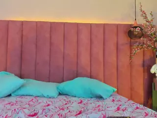 CarolineMoreno's Live Sex Cam Show