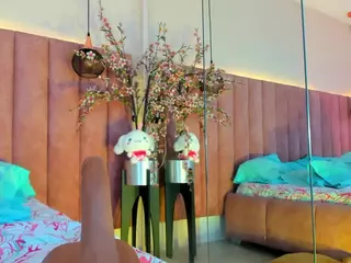 CarolineMoreno's Live Sex Cam Show