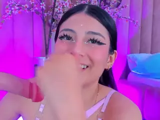 CarolineMoreno's Live Sex Cam Show