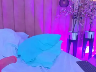 CarolineMoreno's Live Sex Cam Show