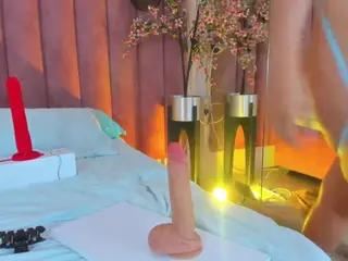CarolineMoreno's Live Sex Cam Show