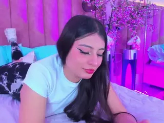 CarolineMoreno's Live Sex Cam Show