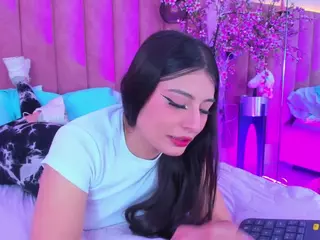 CarolineMoreno's Live Sex Cam Show