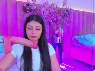 CarolineMoreno's Live Sex Cam Show