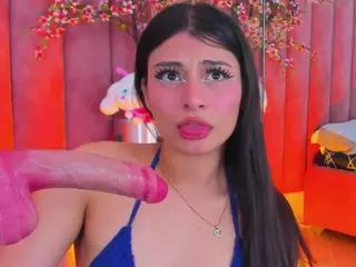 CarolineMoreno's Live Sex Cam Show