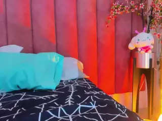 CarolineMoreno's Live Sex Cam Show