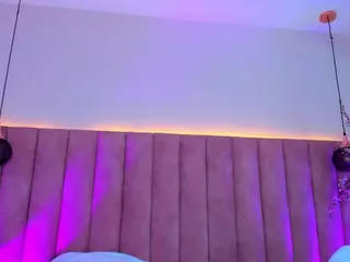 CarolineMoreno's Live Sex Cam Show