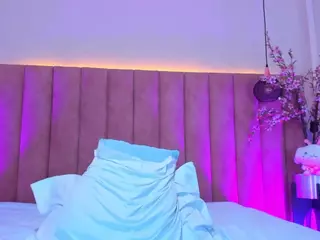 CarolineMoreno's Live Sex Cam Show