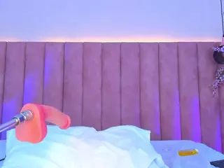 CarolineMoreno's Live Sex Cam Show