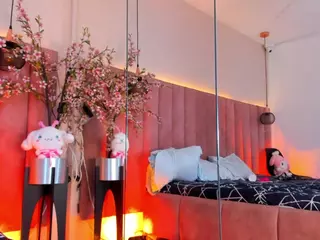 CarolineMoreno's Live Sex Cam Show