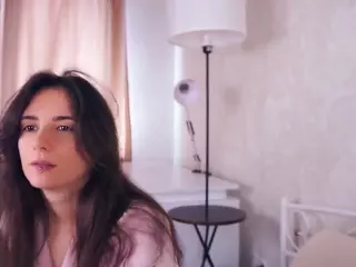Delly's Live Sex Cam Show