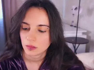 Delly's Live Sex Cam Show