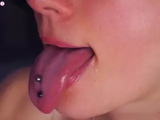 Delly's Live Sex Cam Show