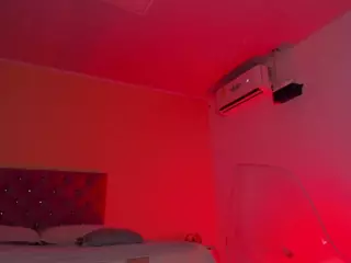 cristal-crossfit4u's Live Sex Cam Show