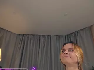 Miranda's Live Sex Cam Show