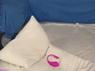 Miranda's Live Sex Cam Show