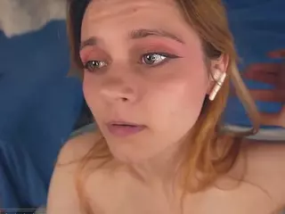 Miranda's Live Sex Cam Show