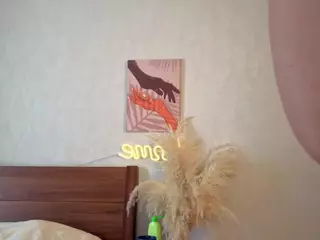 ElvinaBrowning's Live Sex Cam Show