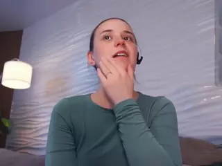 Odelina's Live Sex Cam Show