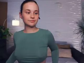 Odelina's Live Sex Cam Show