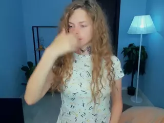 Natalie's Live Sex Cam Show