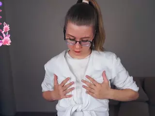 Nova's Live Sex Cam Show