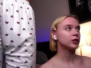MariamHalloway's Live Sex Cam Show