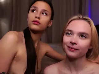 MariamHalloway's Live Sex Cam Show