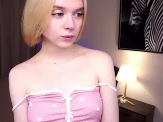 MariamHalloway's Live Sex Cam Show