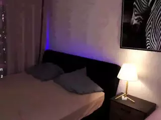 MariamHalloway's Live Sex Cam Show