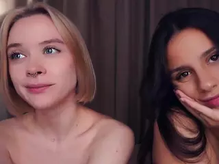 MariamHalloway's Live Sex Cam Show
