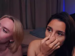 MariamHalloway's Live Sex Cam Show
