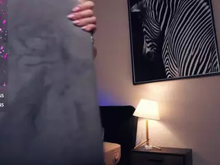 MariamHalloway's Live Sex Cam Show