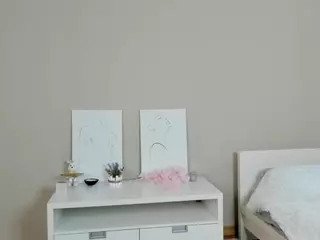 MoiraHeldreth's Live Sex Cam Show