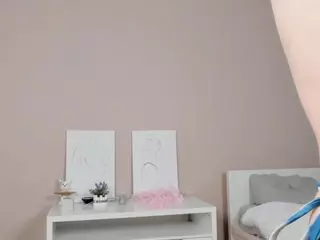 MoiraHeldreth's Live Sex Cam Show