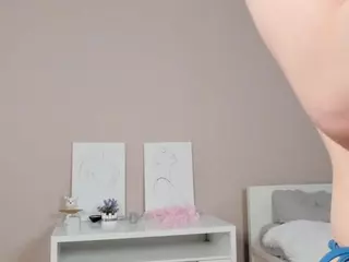 MoiraHeldreth's Live Sex Cam Show