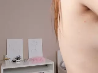 MoiraHeldreth's Live Sex Cam Show