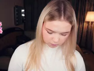 Lora's Live Sex Cam Show