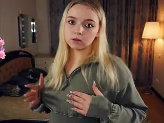 Lora's Live Sex Cam Show