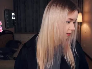 Lora's Live Sex Cam Show