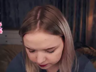 Lora's Live Sex Cam Show