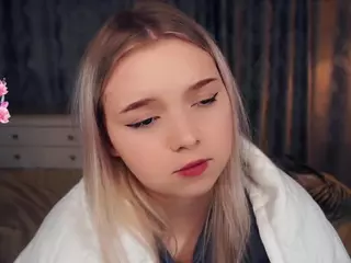 Lora's Live Sex Cam Show