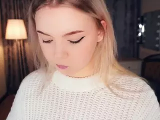 Lora's Live Sex Cam Show