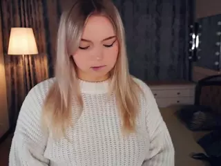 Lora's Live Sex Cam Show