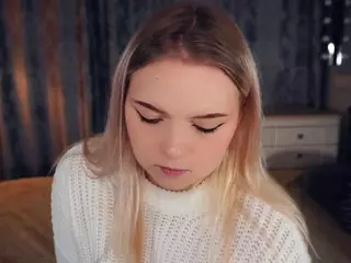 Lora's Live Sex Cam Show